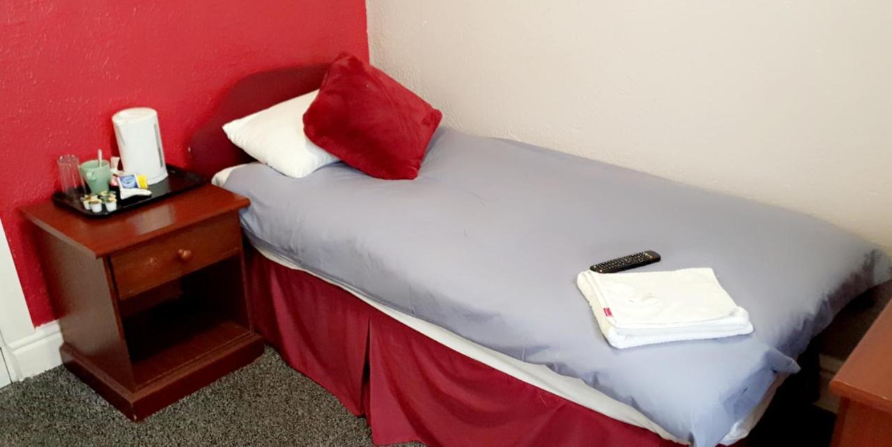 Deluxe Single Room